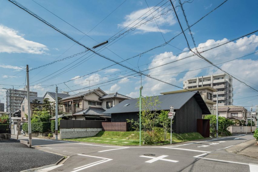 Yamaguchicho House in Japan by Slow