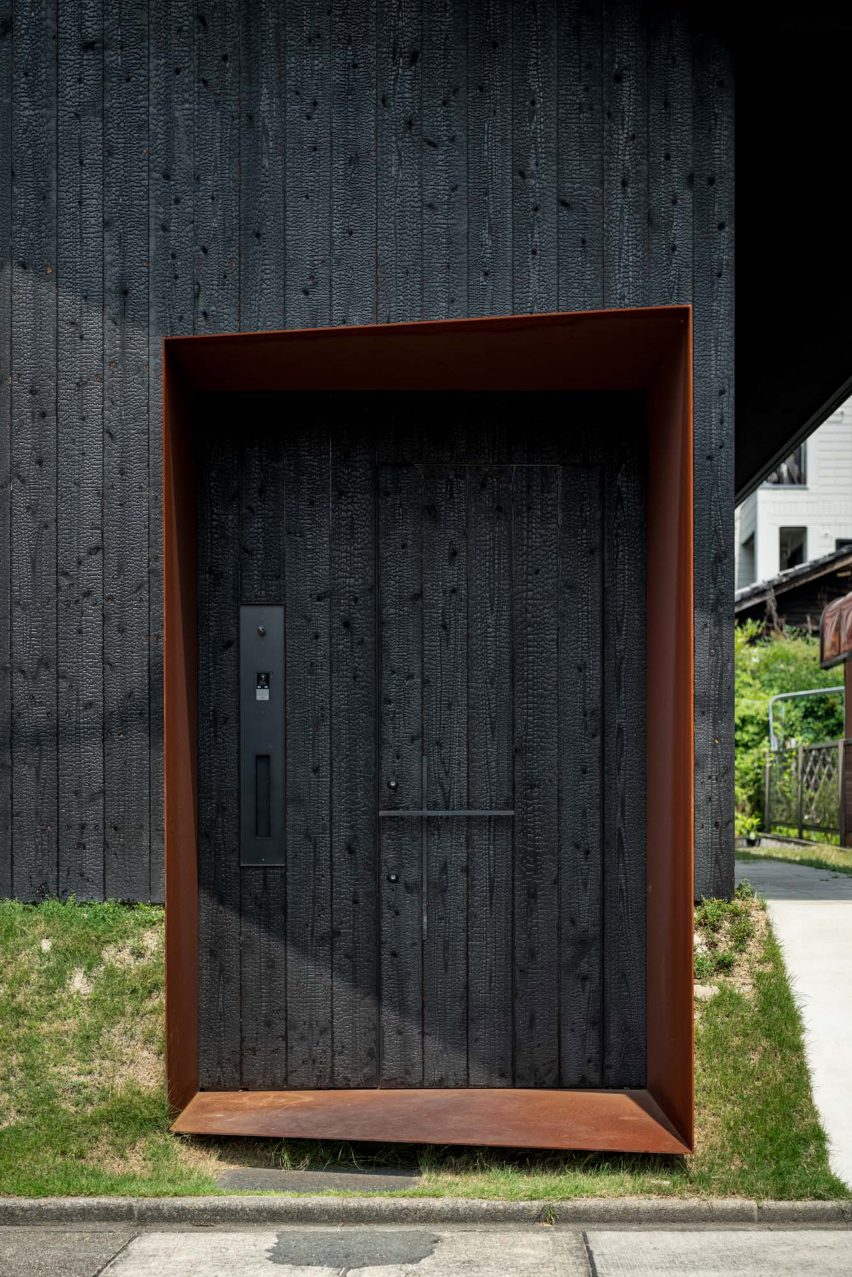 Yamaguchicho House in Japan by Slow