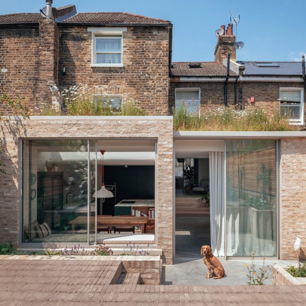 London home extension by Oliver Leech Architects