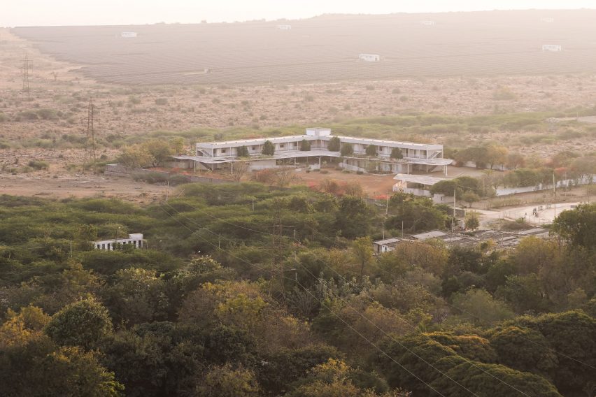 Talaricheruvu Rural School in India by CollectiveProject
