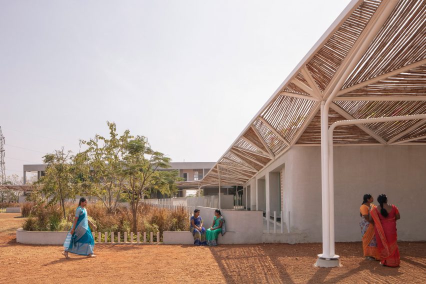 Talaricheruvu Rural School in India by CollectiveProject