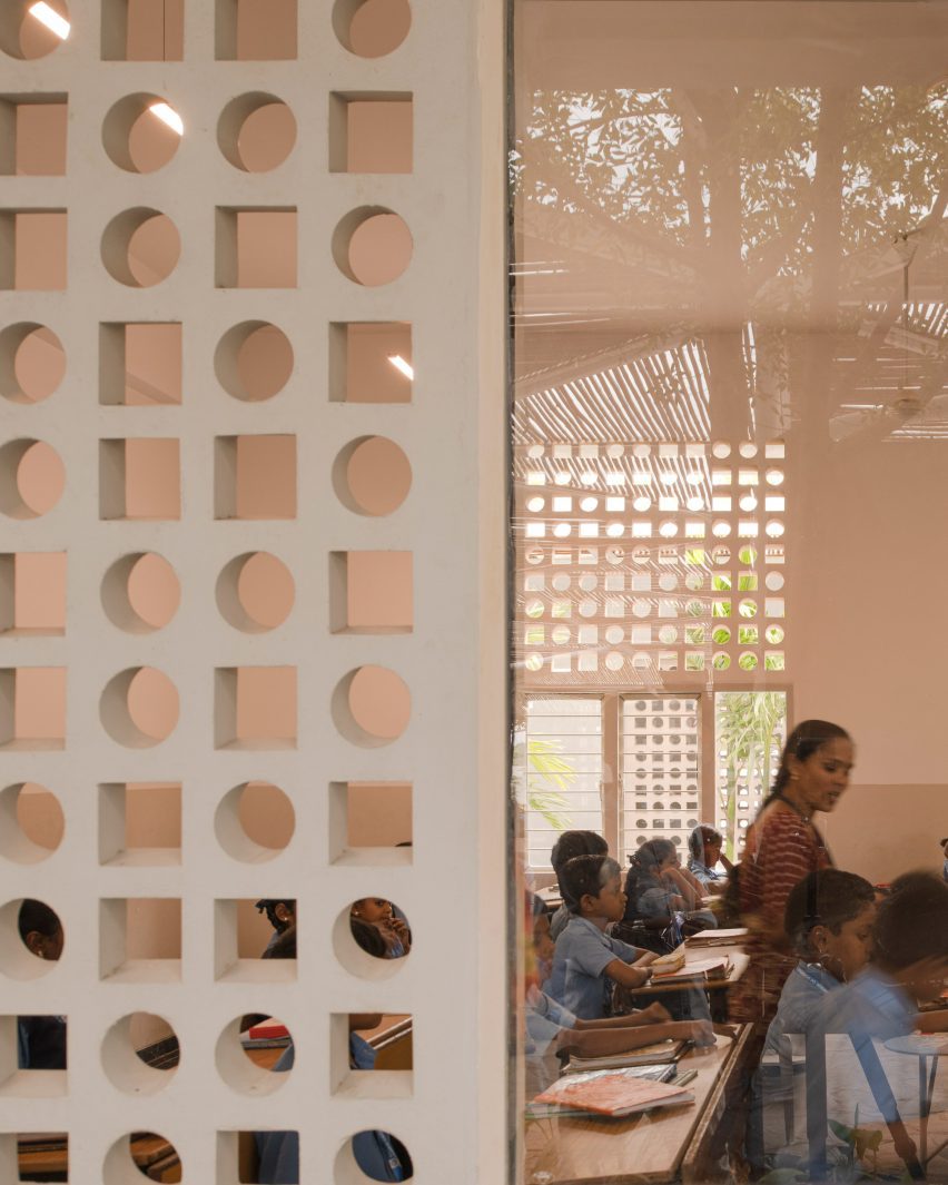 Talaricheruvu Rural School in India by CollectiveProject