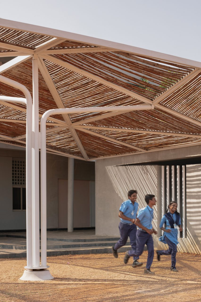 Talaricheruvu Rural School in India by CollectiveProject