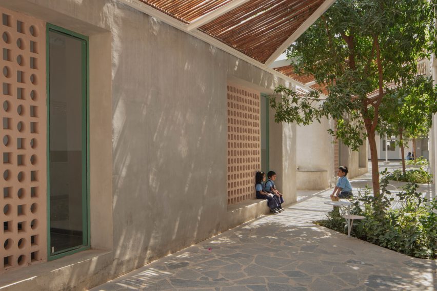 Talaricheruvu Rural School in India by CollectiveProject