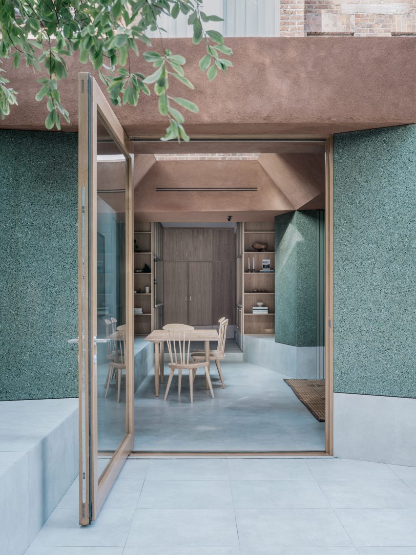 Terzetto flat extension in London by ConForm Architects