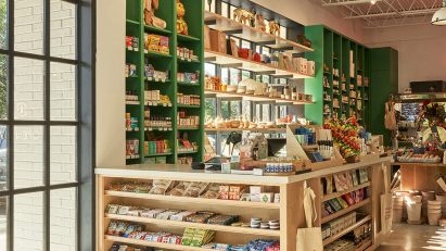 Tiny Grocer by Side Angle Side