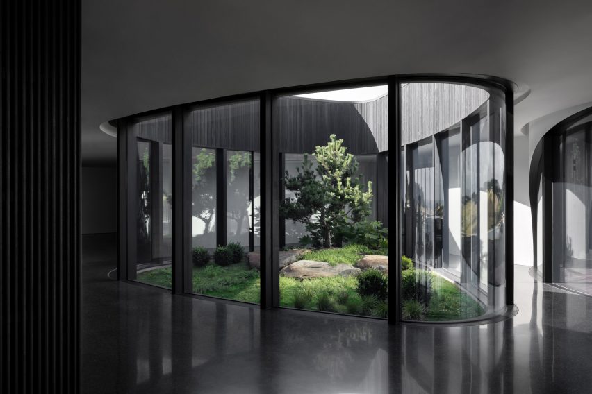 Central atrium at Peninsula House by Wood Marsh