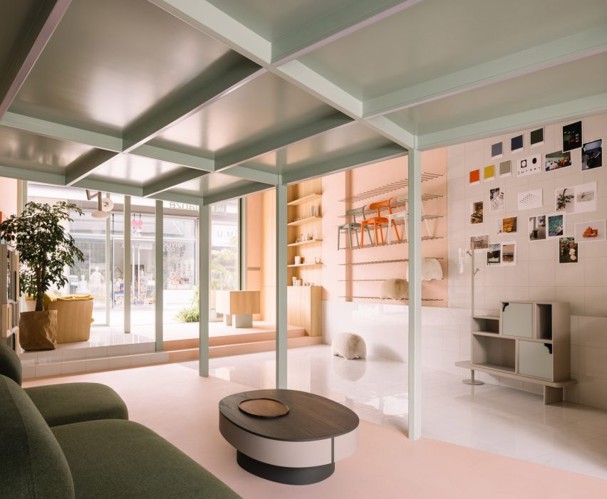 Jianze Showroom in China by Yatofu