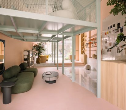 Interior of Jianze Showroom in China by Yatofu