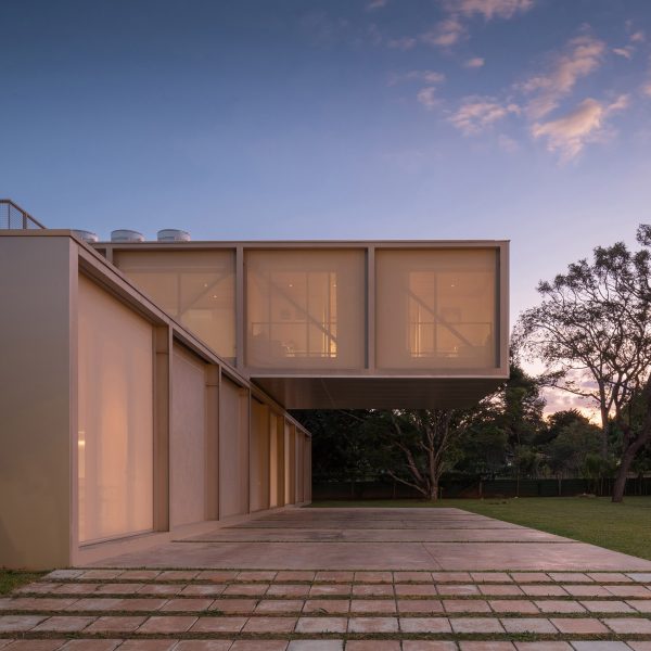 350 House by Bloco Arquitetos