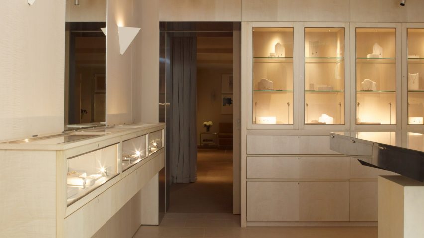“Subtle luxury” defines Shoreditch jewellery store by Hollie Bowden Interiors
