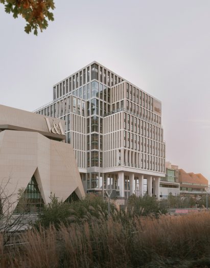 Exterior view of London College of Fashion 