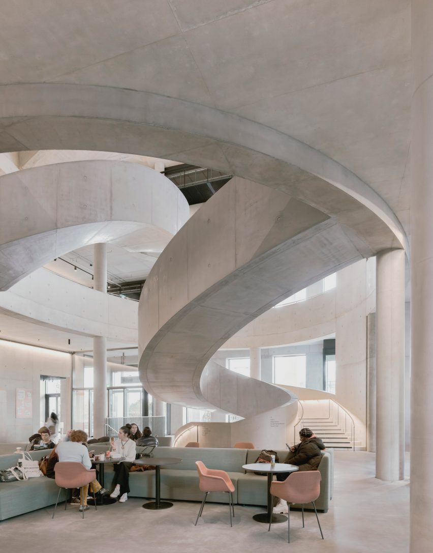 London College of Fashion by Allies and Morrison