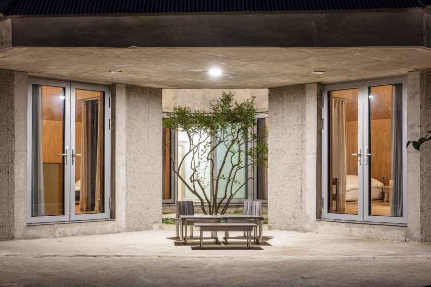 Courtyard outside a concrete home