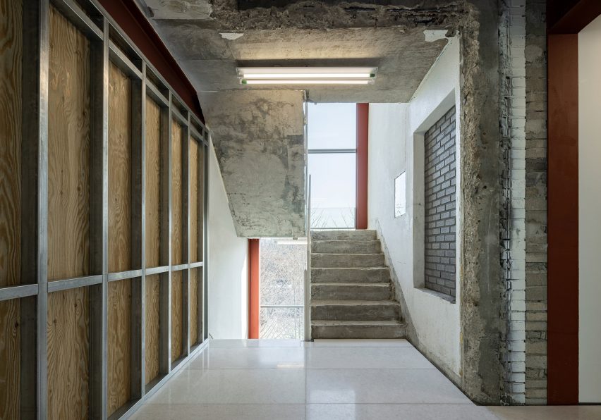 Arario Gallery by Schemata Architects