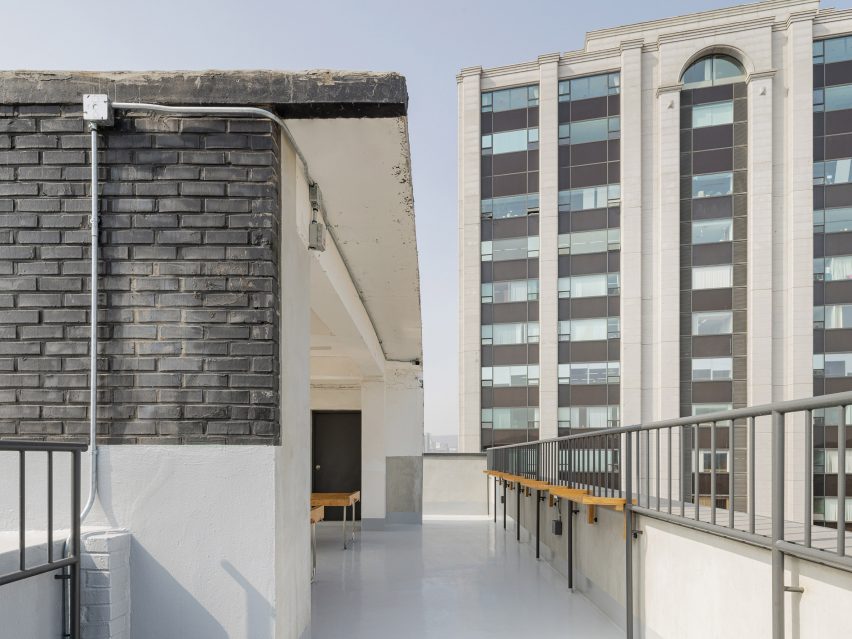 Arario Gallery by Schemata Architects
