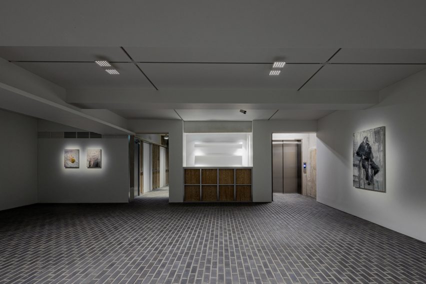 Arario Gallery by Schemata Architects