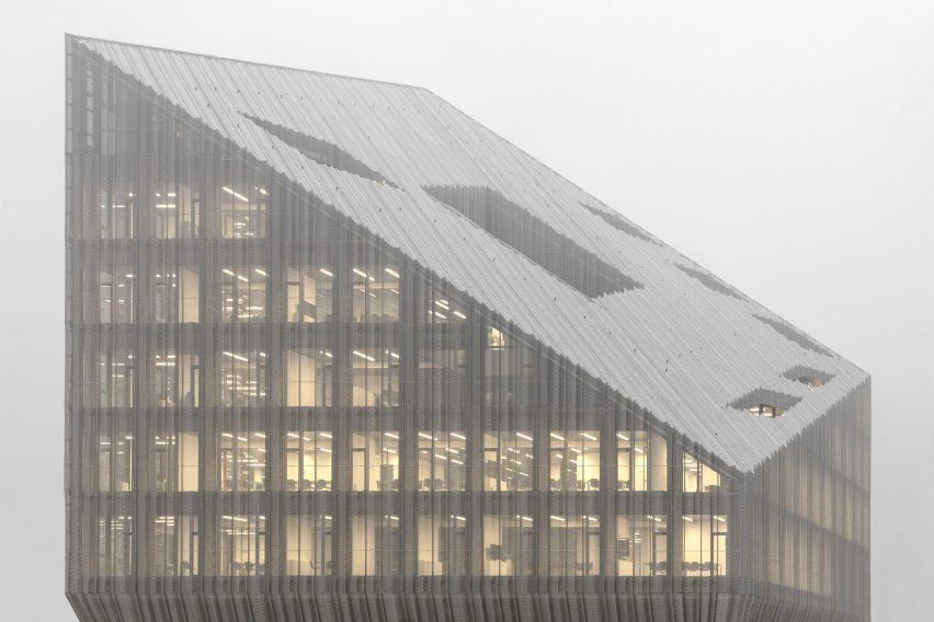 Bonfiglioli headquarters by Peter Pichler Architecture