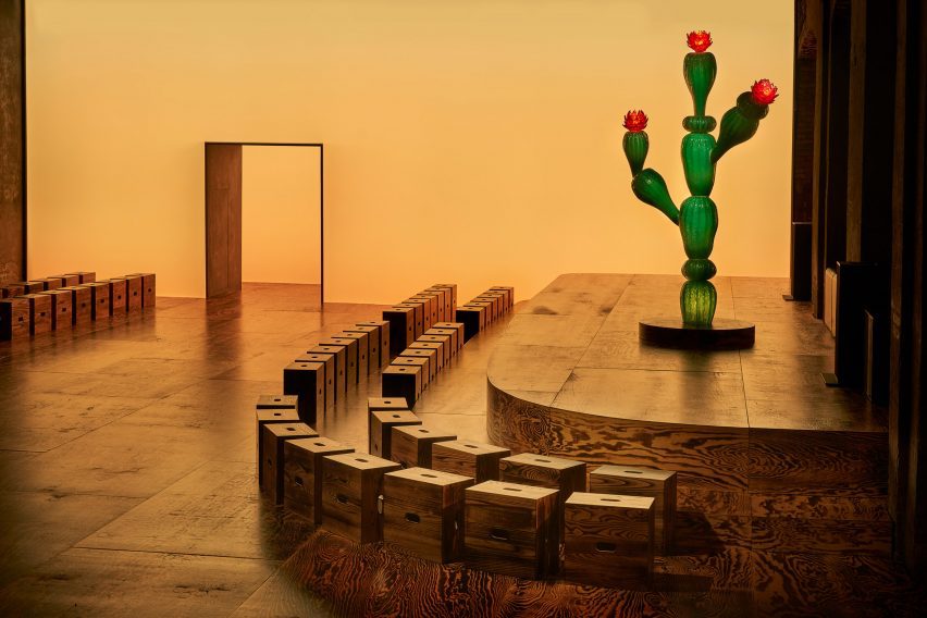 Atmospheric lighting on Bottega Veneta showspace