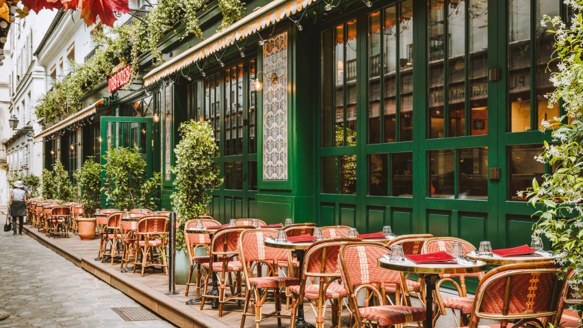 Interior of Brasserie des Pres restaurant in Paris by B3 Designers