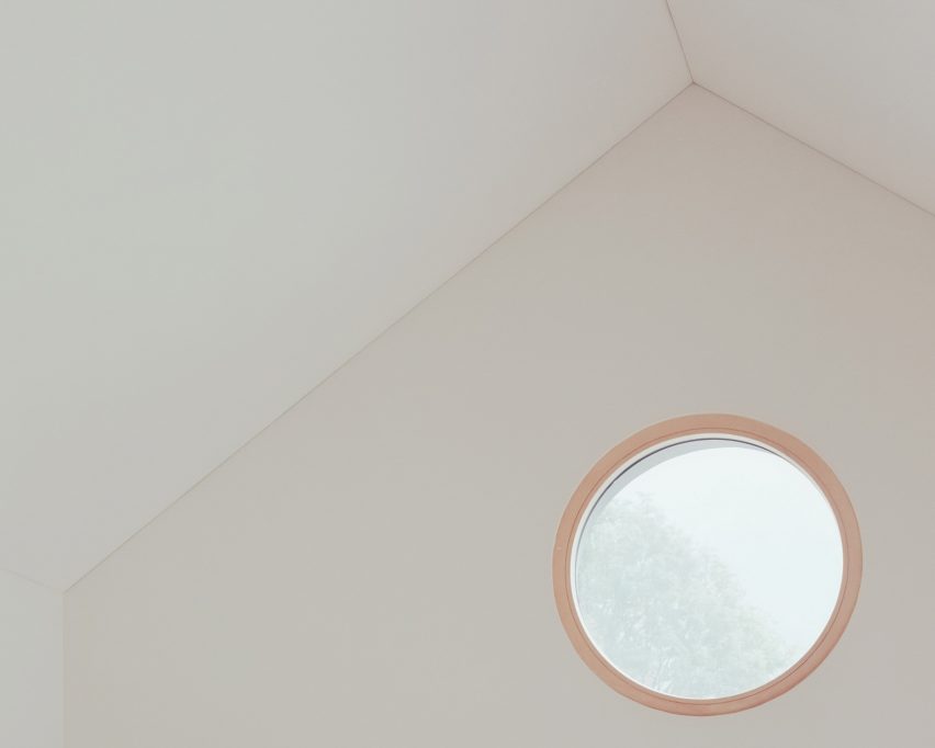 Casa 9 by LCA Architetti