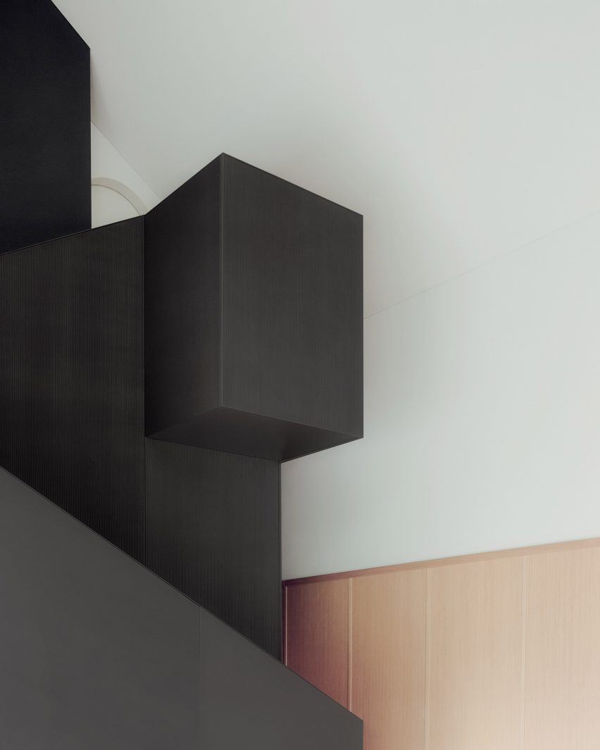 Casa 9 by LCA Architetti