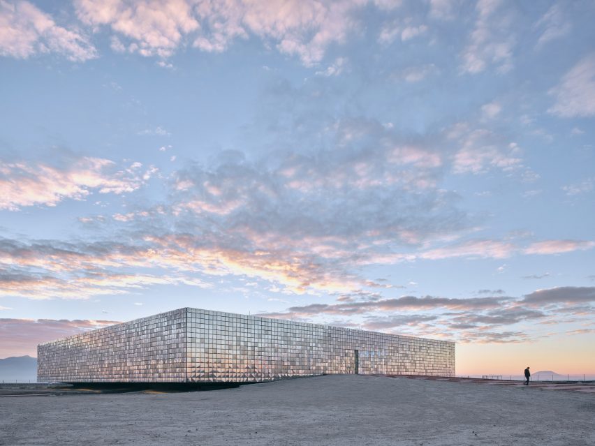 Exterior of Central Control Building by Bilgin Architects
