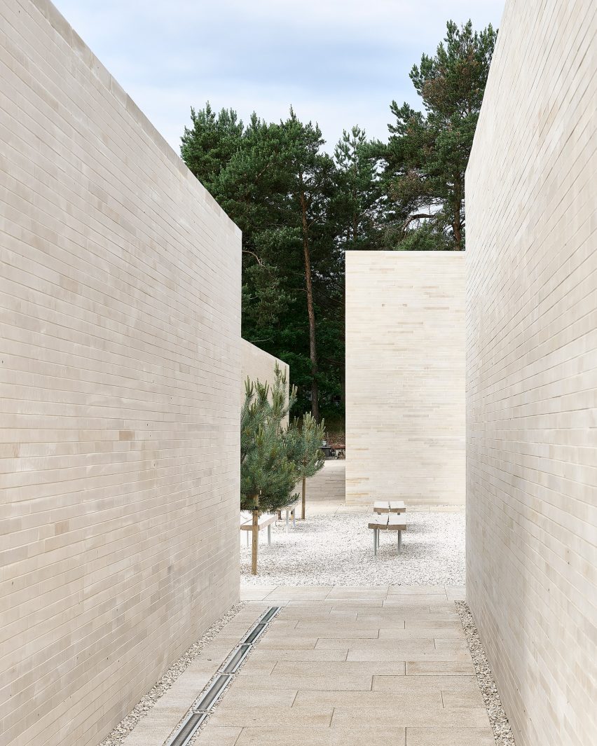 Columbarium complex in Poland by BDR Architekci