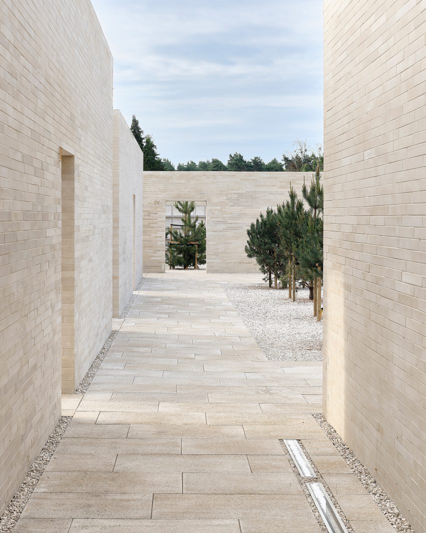 Columbarium complex in Poland by BDR Architekci