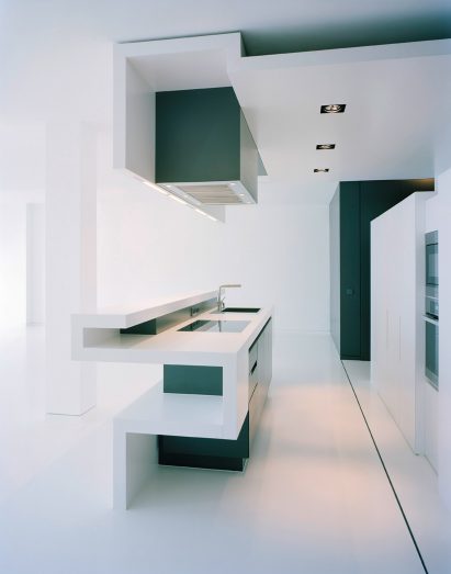 Corian Solid Surface range used across kitchen countertops in a Berlin apartment