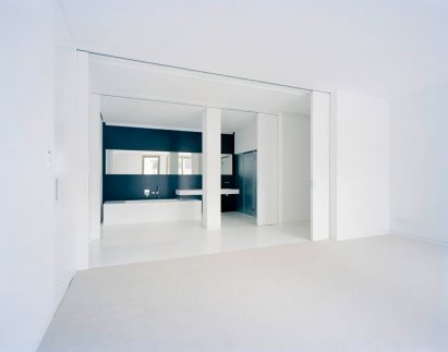 Corian Solid Surface range used across kitchen countertops in a Berlin apartment