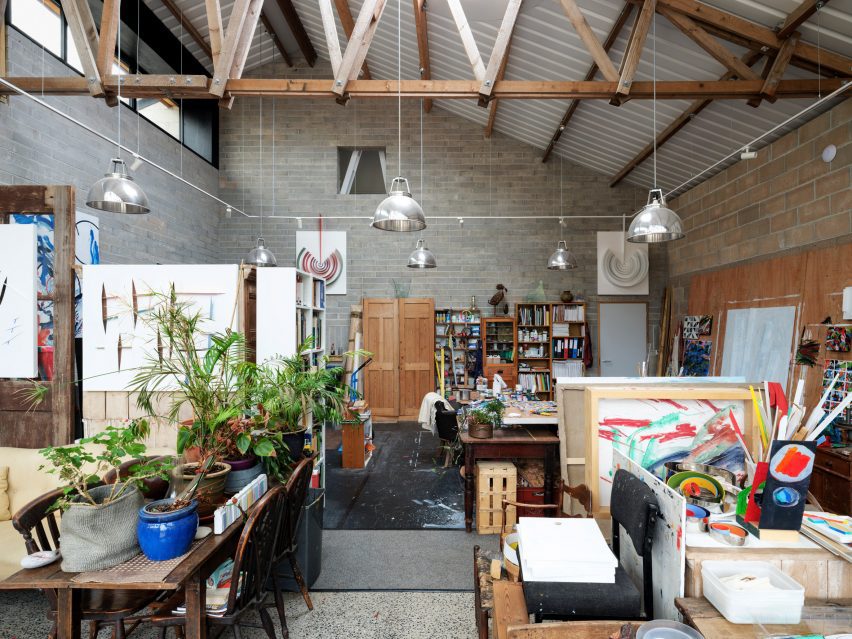 Cowshed by David Kohn Architects