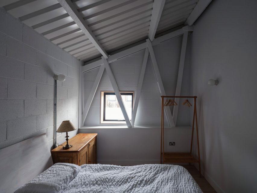 Cowshed by David Kohn Architects