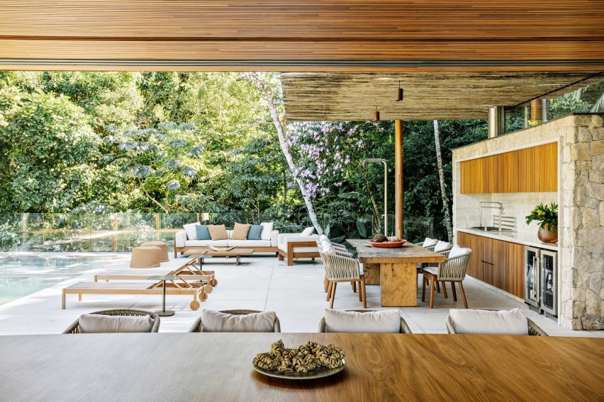 Iporanga House in Brazil