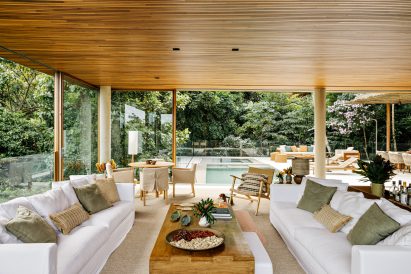 Floor-to-ceiling glazing within Brazilian house