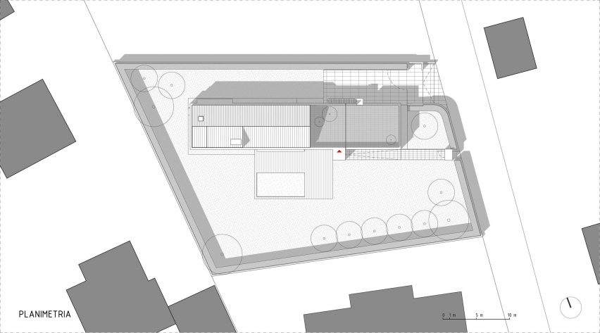 Roof plan of Casa 9 by LCA Architetti