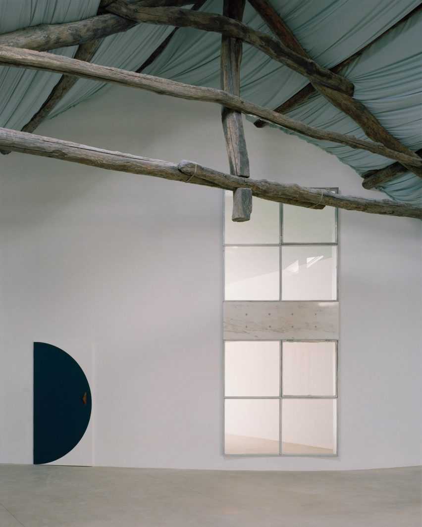 House of many faces by Fala Atelier in Porto
