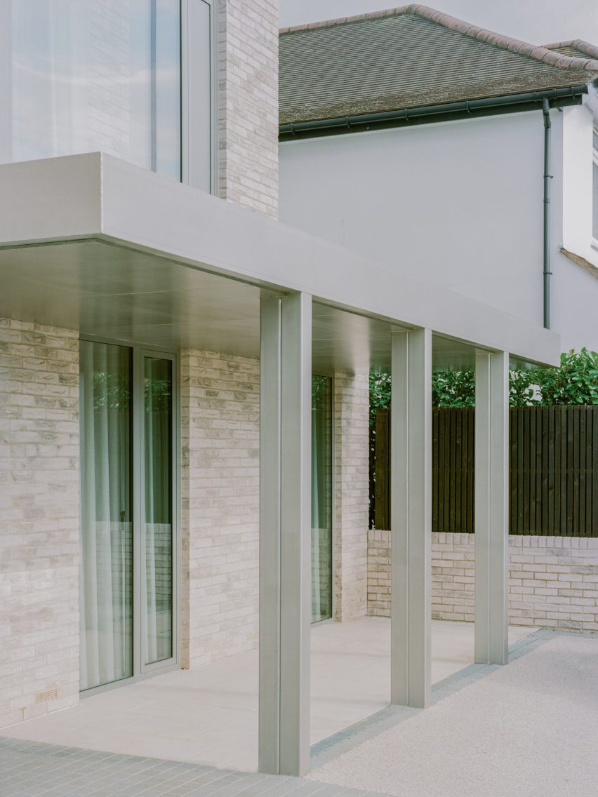Kingston Villa by Fletcher Crane Architects