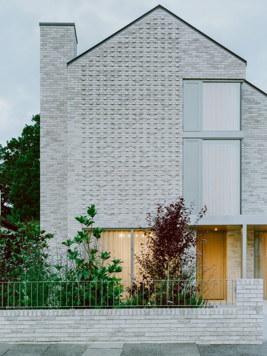 Kingston Villa by Fletcher Crane Architects
