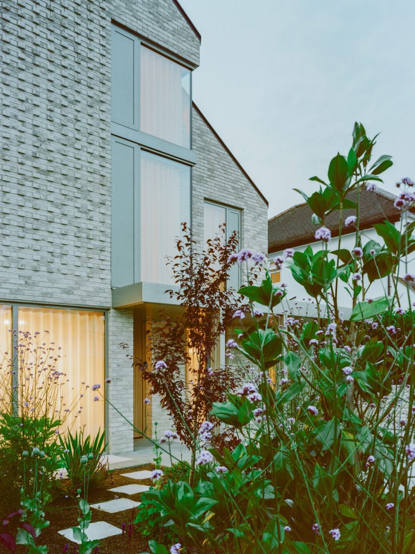Kingston Villa by Fletcher Crane Architects