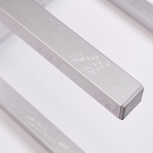 Etched leg of Heroes chair by Fredrik Paulsen