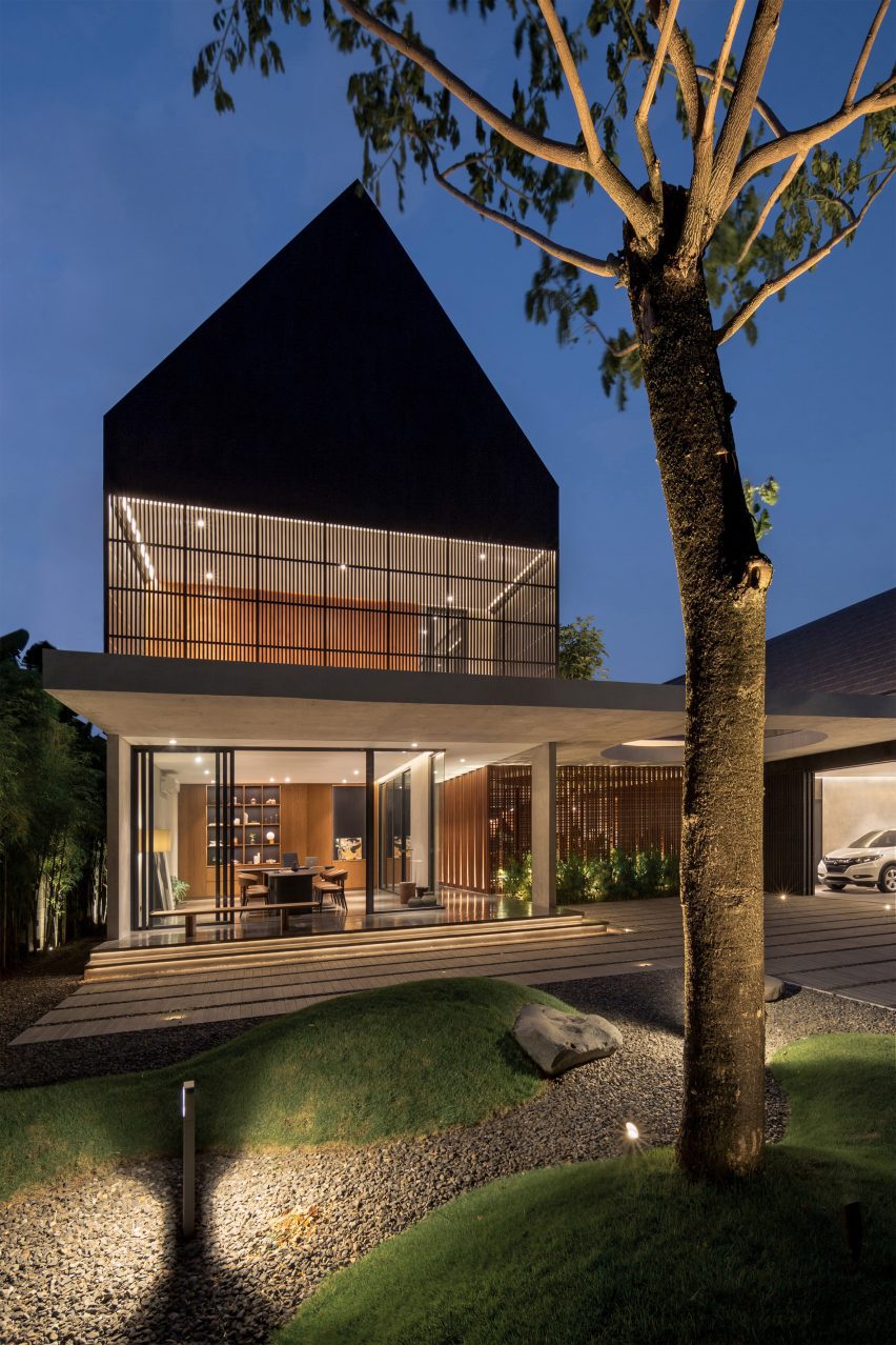 Halo House by Tamara Wibowo Architects