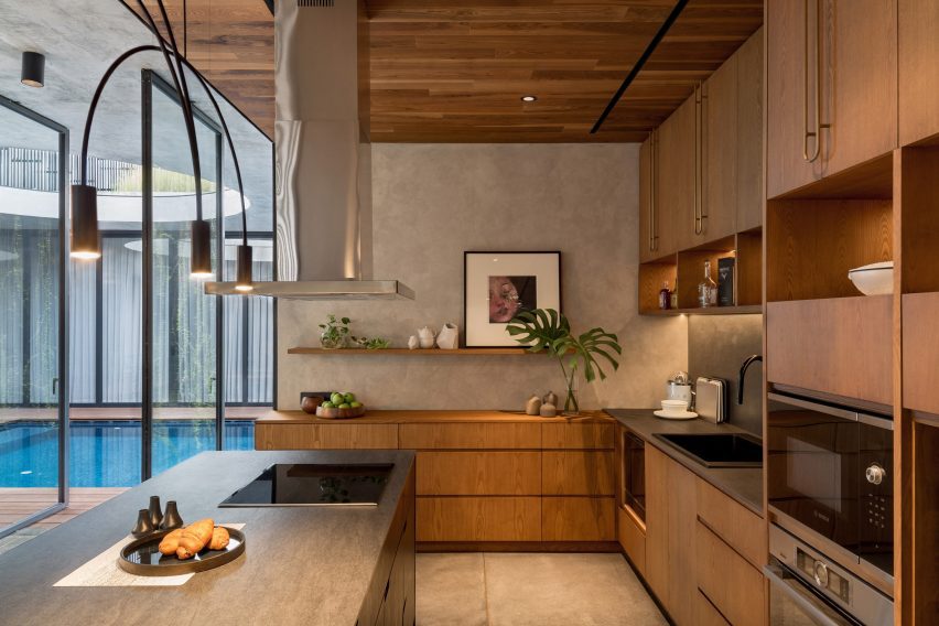Halo House by Tamara Wibowo Architects