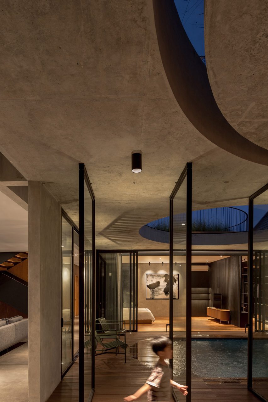 Halo House by Tamara Wibowo Architects