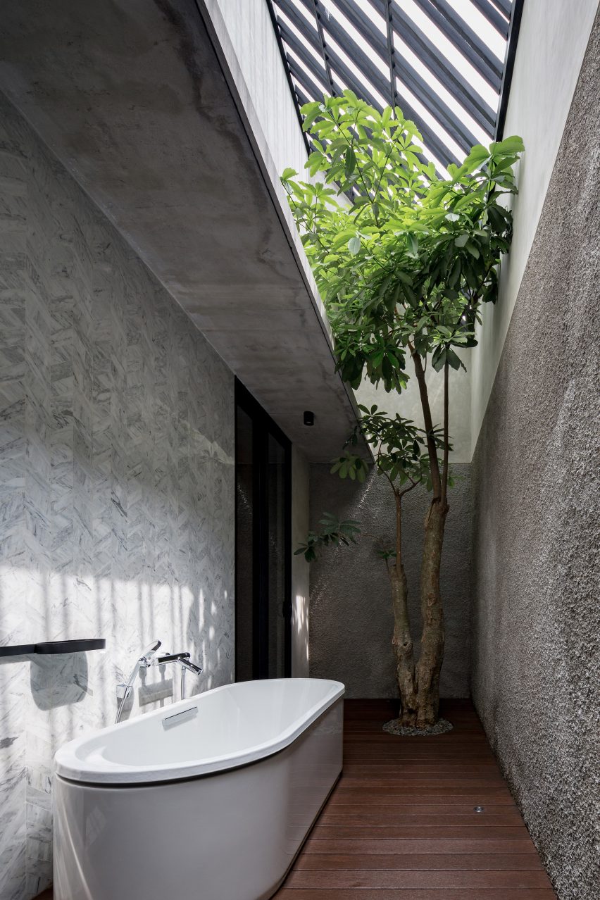 Halo House by Tamara Wibowo Architects