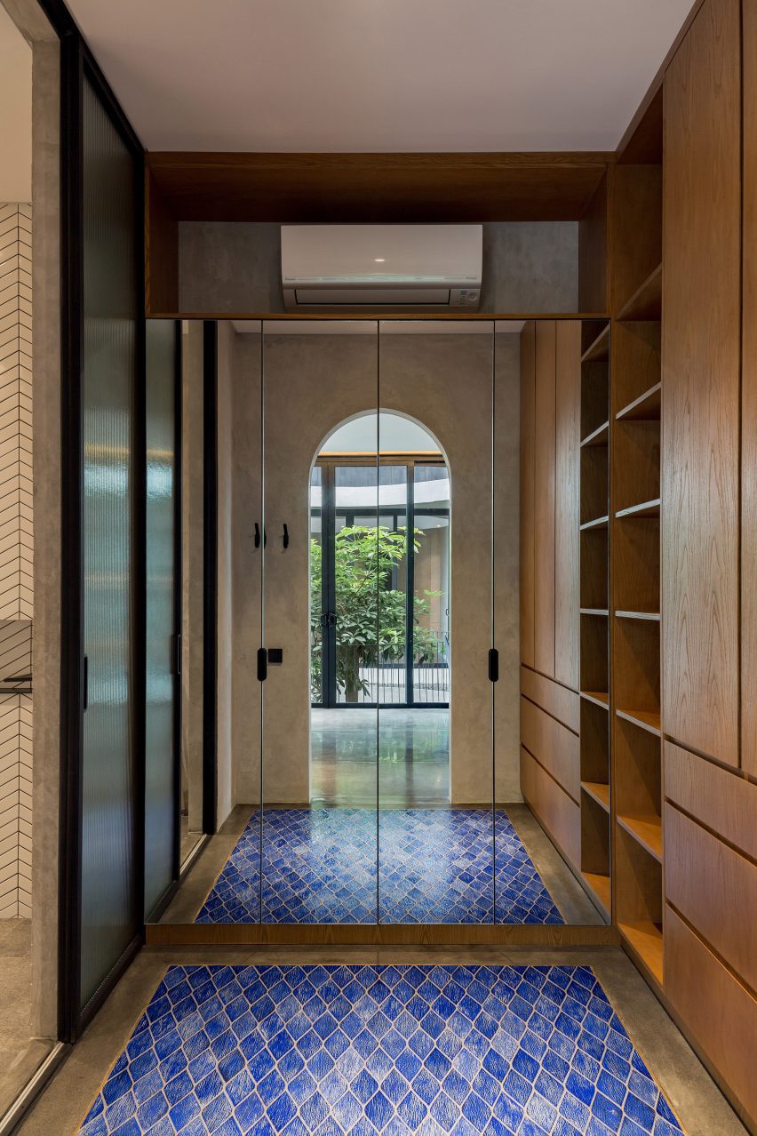 Halo House by Tamara Wibowo Architects