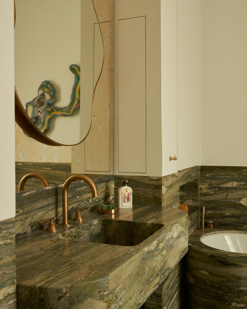 Paris apartment by Hauvette & Madani