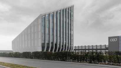 Angular Bonfiglioli headquarters in Italy by Peter Pichler Architecture