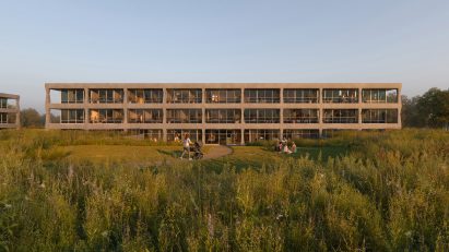 Hayes Park housing at the Heinz headquarters by Studio Egret West
