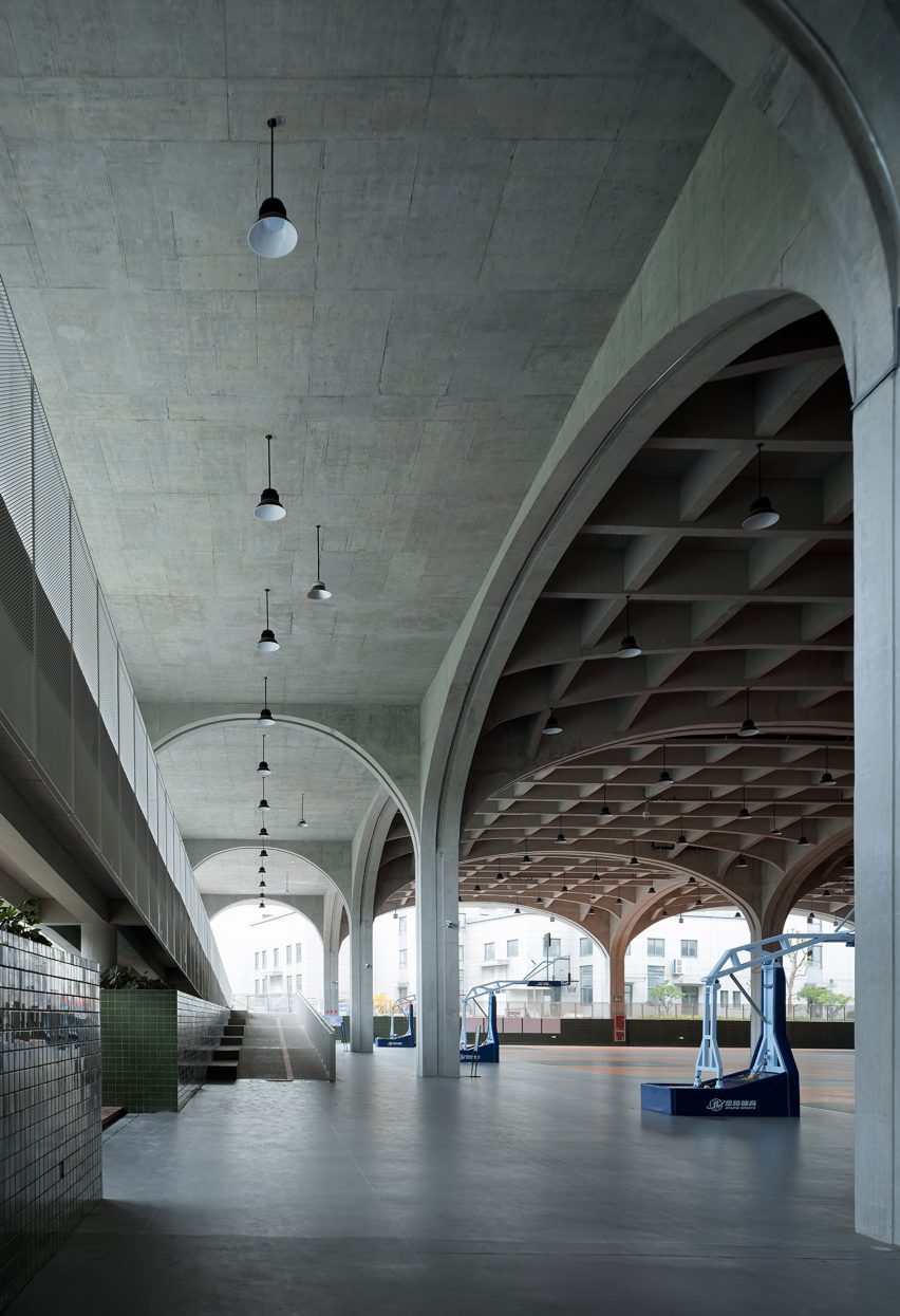 Hexi Sports Field by The Architectural Design and Research Institute of Zhejiang University (UAD)